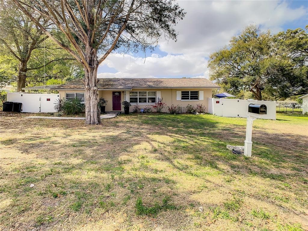 11805 CARMEN AVENUE DADE CITY, FL 33525