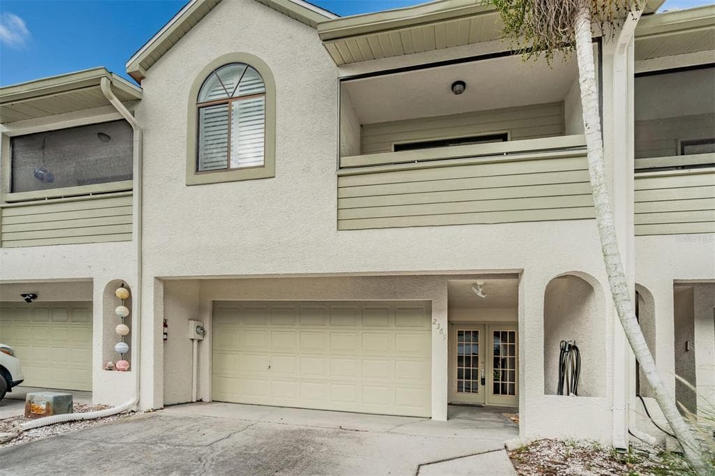 2369 HANOVER DRIVE DUNEDIN, FL 34698