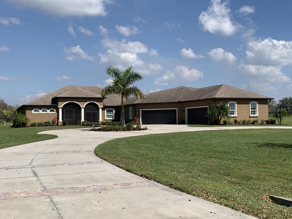 6316 FOXBROOK TRAIL PARRISH, FL 34219