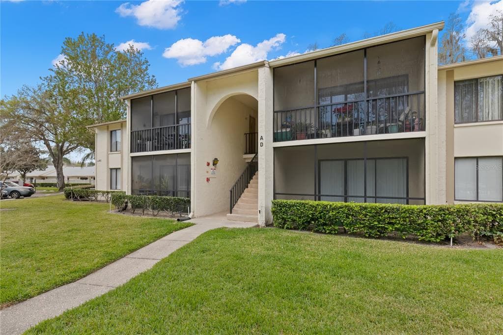 1433 PINE GLEN PLACE UNIT A2 TARPON SPRINGS, FL 34688