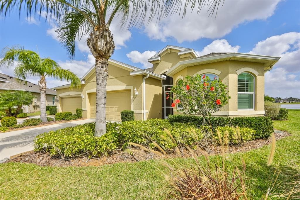 2406 RICHMOND GREENS COURT SUN CITY CENTER, FL 33573