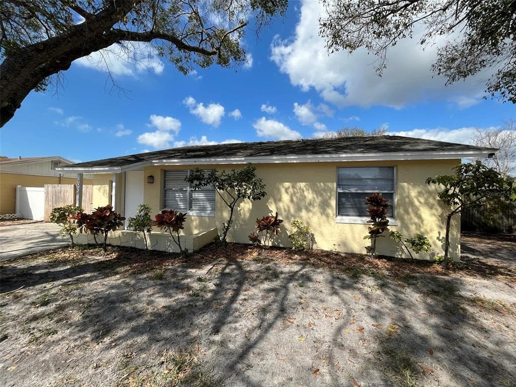 10103 WHEATLEY HILLS COURT TAMPA, FL 33615