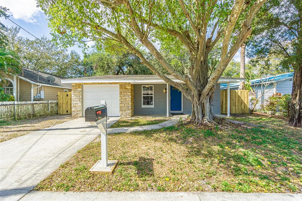 6711 S CORTEZ STREET TAMPA, FL 33616