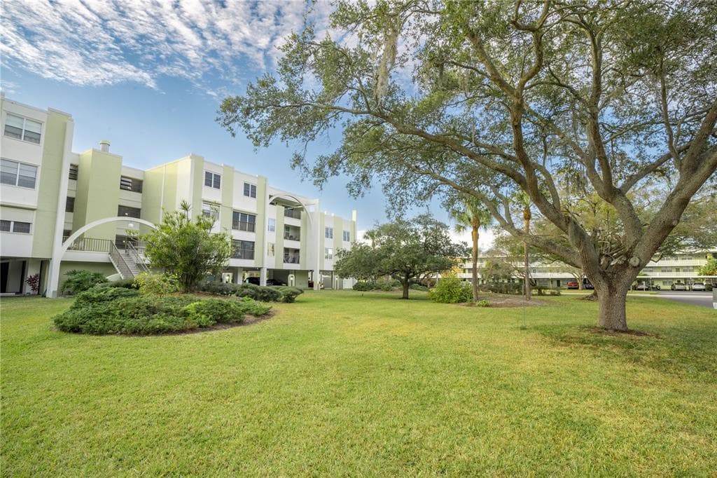 4681 1ST STREET NE UNIT 306