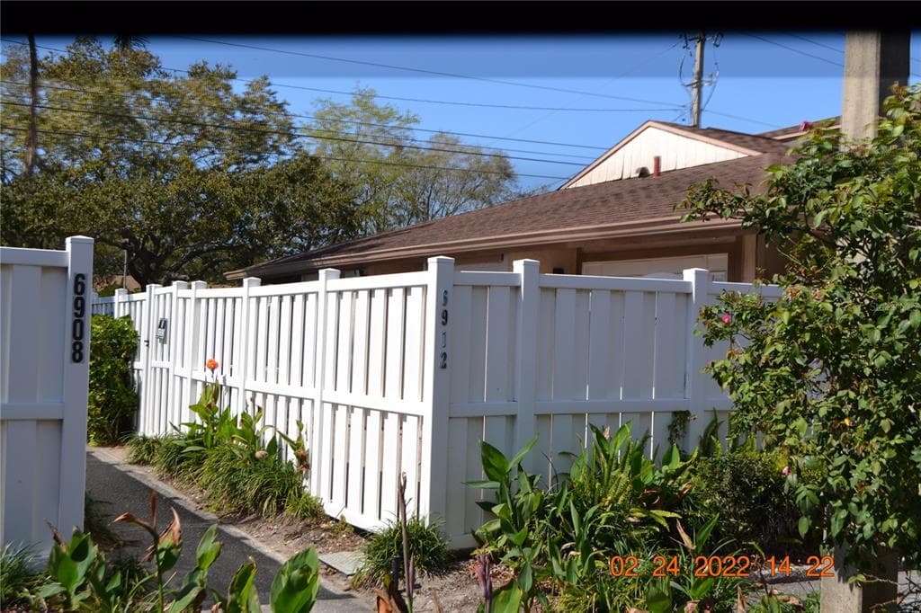 6912 EL CENTRO COURT UNIT 1 TAMPA, FL 33634
