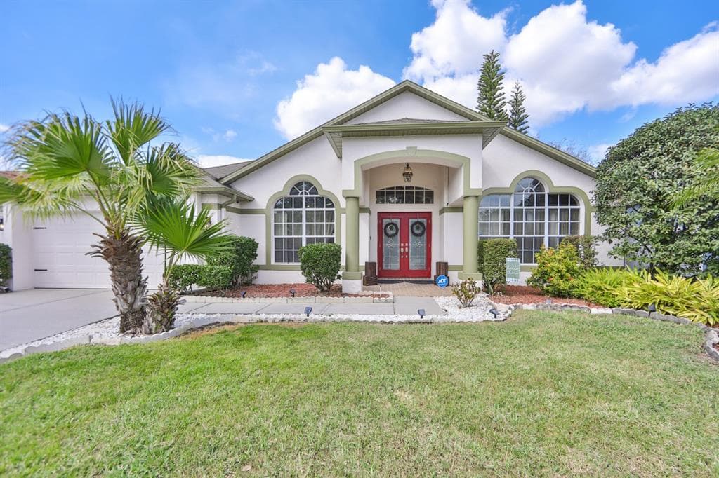 9236 HIDDEN WATER CIRCLE RIVERVIEW, FL 33578