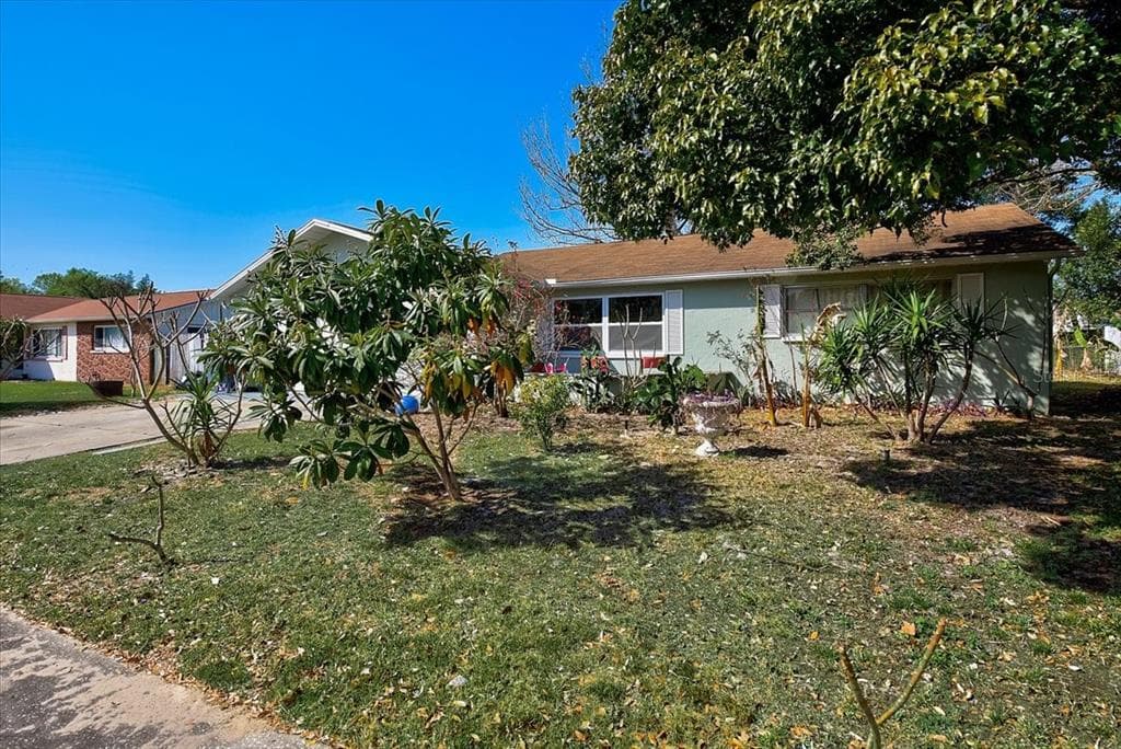 6313 ABERDEEN AVENUE NEW PORT RICHEY, FL 34653
