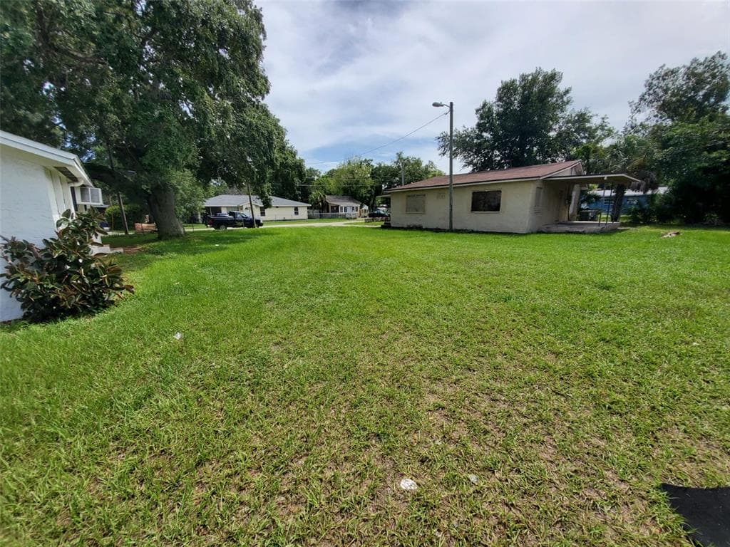 OAKLEY AVENUE S ST PETERSBURG, FL 33712