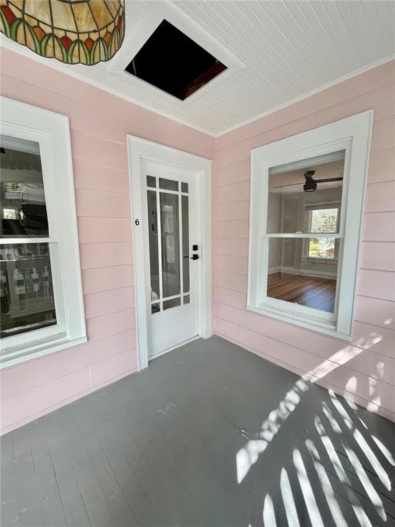 1153 34TH AVENUE N UNIT 6 ST PETERSBURG, FL 33704