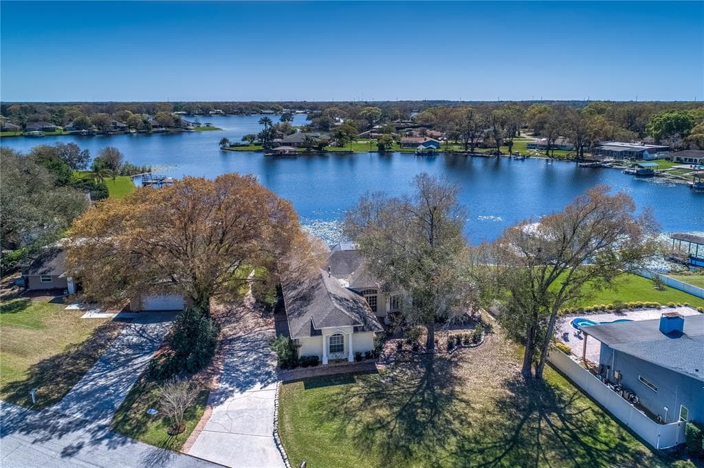 3942 LAKE JOYCE DRIVE LAND O LAKES, FL 34639