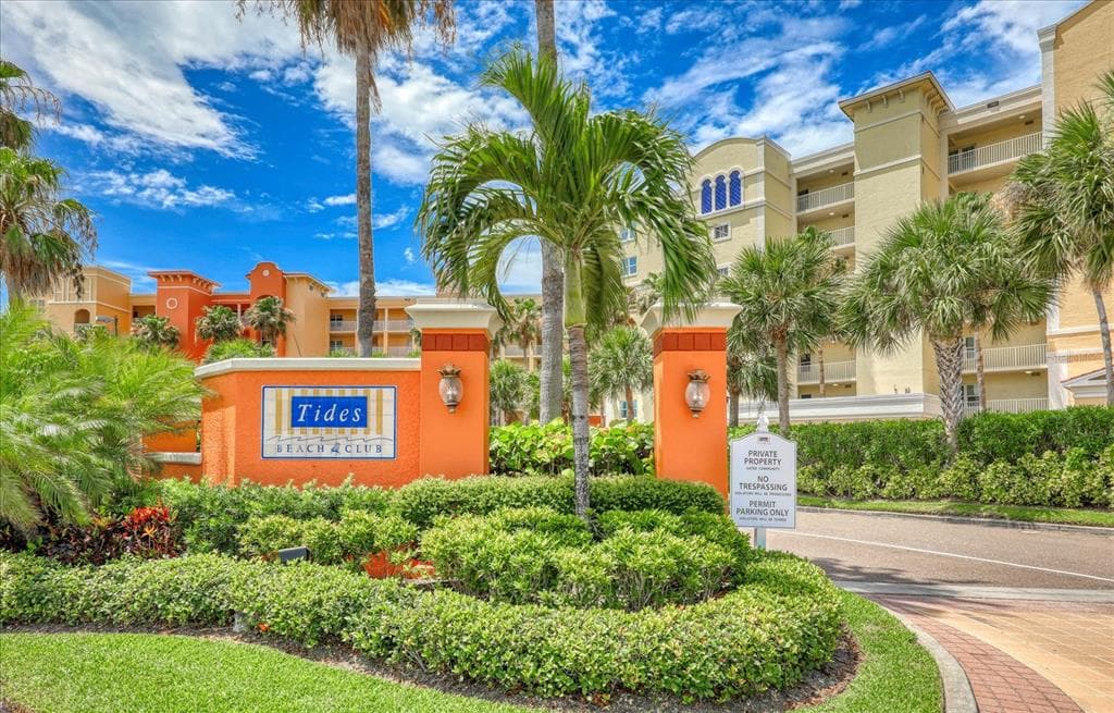 16750 GULF BOULEVARD UNIT 413 NORTH REDINGTON BEACH, FL 33708