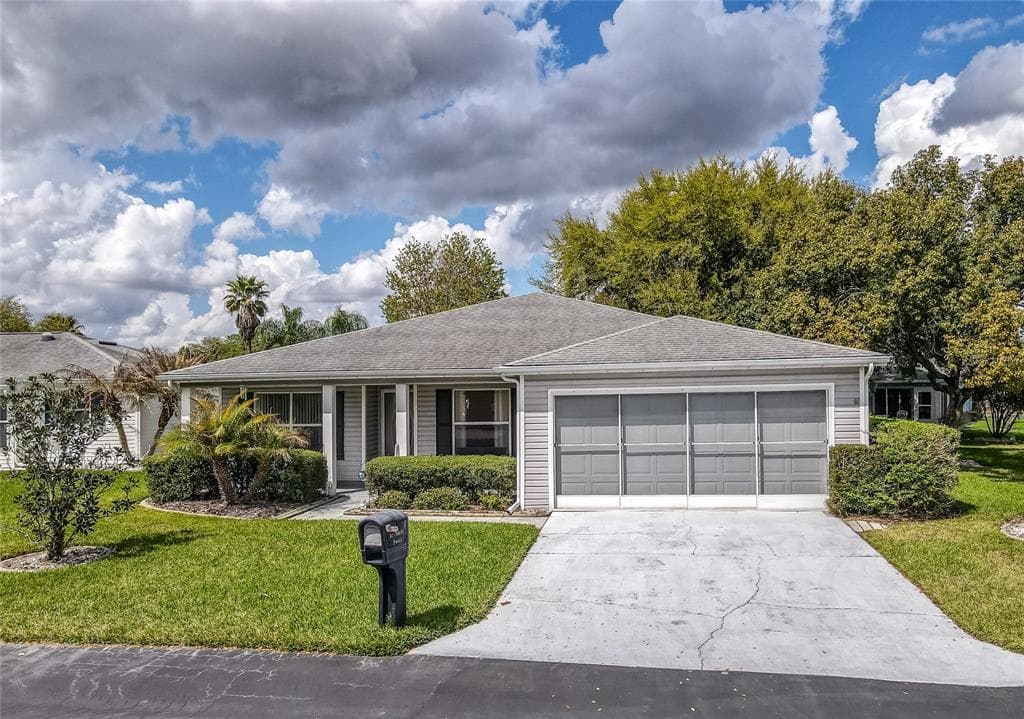 29313 PRINCEVILLE DRIVE SAN ANTONIO, FL 33576
