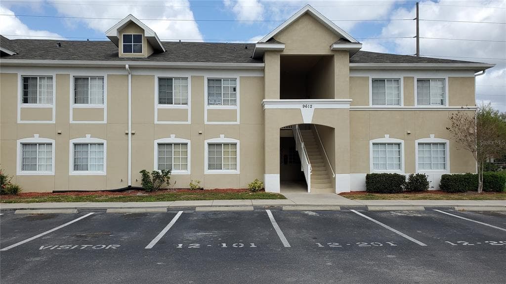 9612 SEADALE COURT UNIT 101 RIVERVIEW, FL 33578