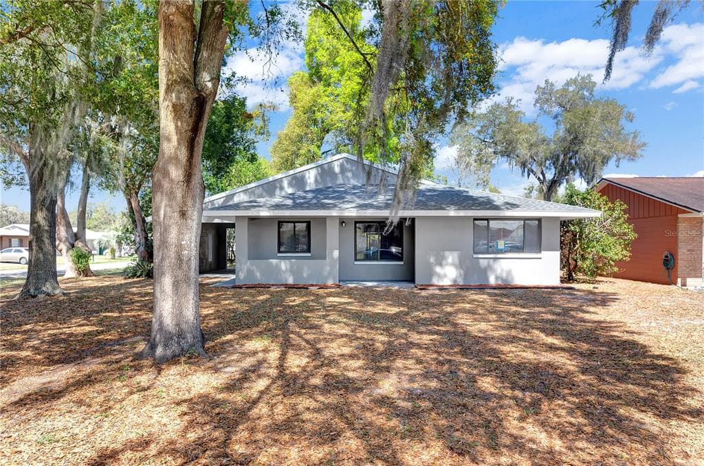 4623 WISTERIA DRIVE ZEPHYRHILLS, FL 33542