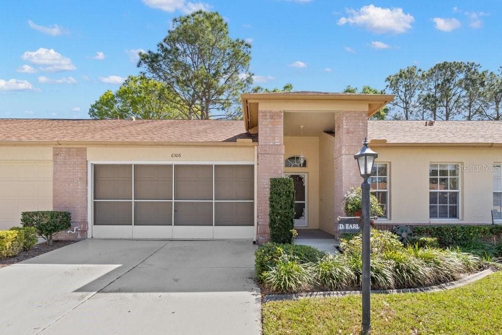 6506 PINE WALK DRIVE NEW PORT RICHEY, FL 34655