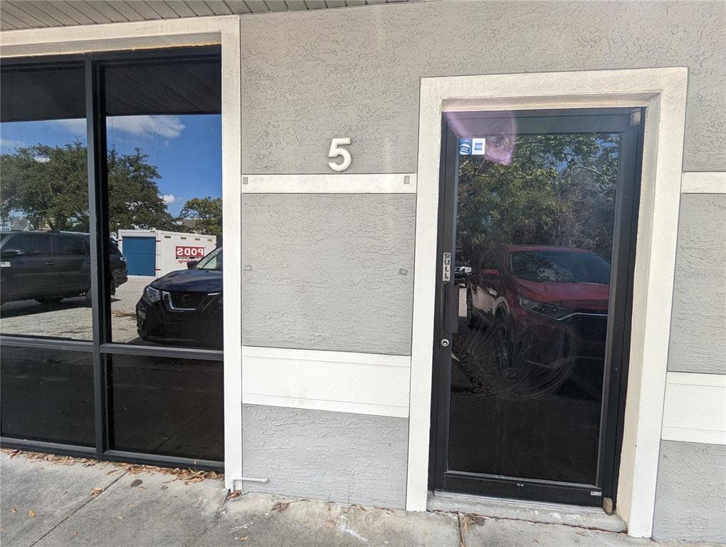 5650 PARK BOULEVARD N UNIT 5 PINELLAS PARK, FL 33781