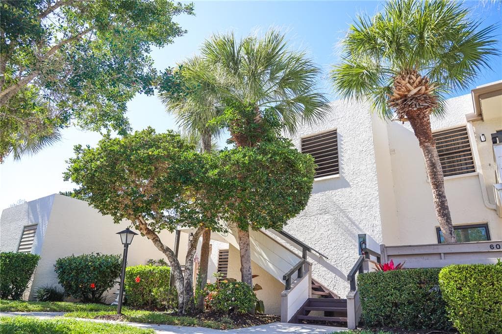 606 WOODLAWN DRIVE UNIT 606 BRADENTON, FL 34210