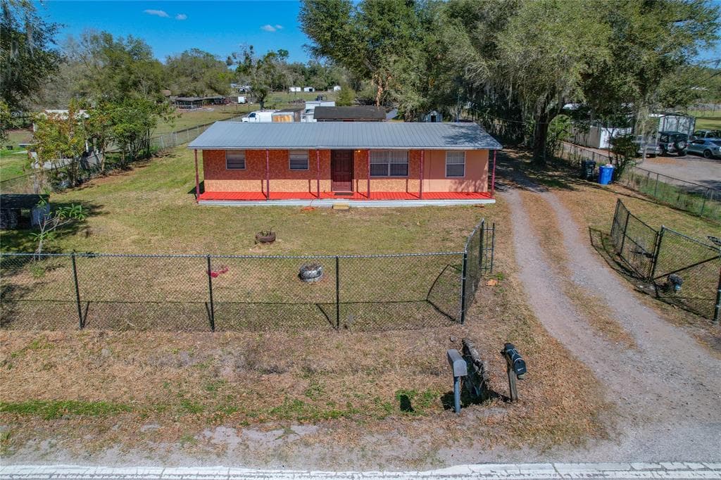 6902 STAFFORD ROAD PLANT CITY, FL 33565