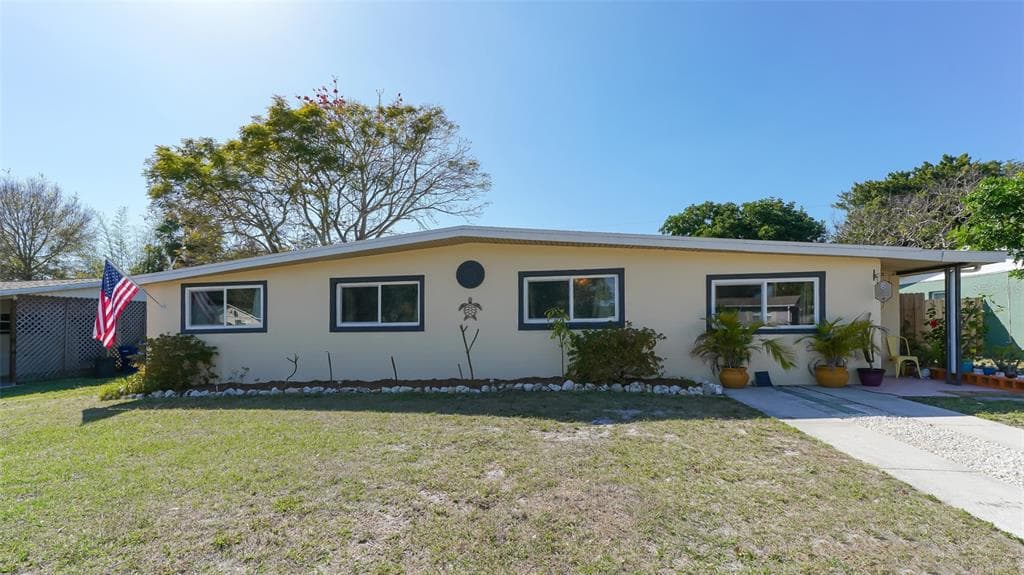 2714 21ST STREET W BRADENTON, FL 34205