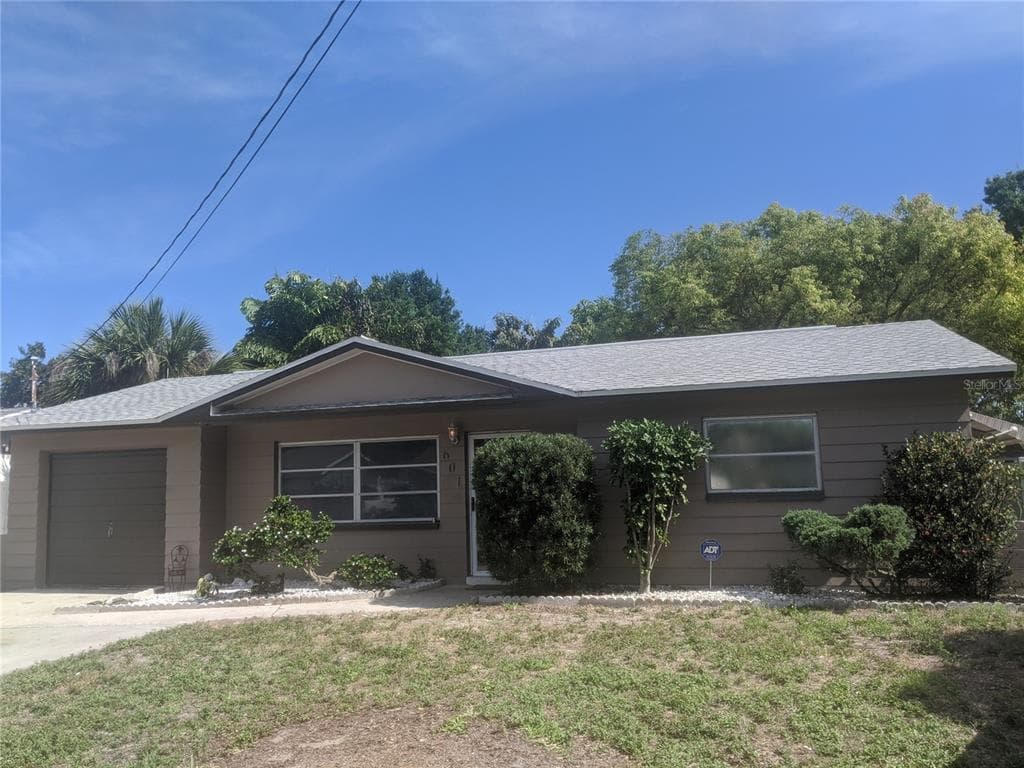 601 72ND AVENUE N ST PETERSBURG, FL 33702