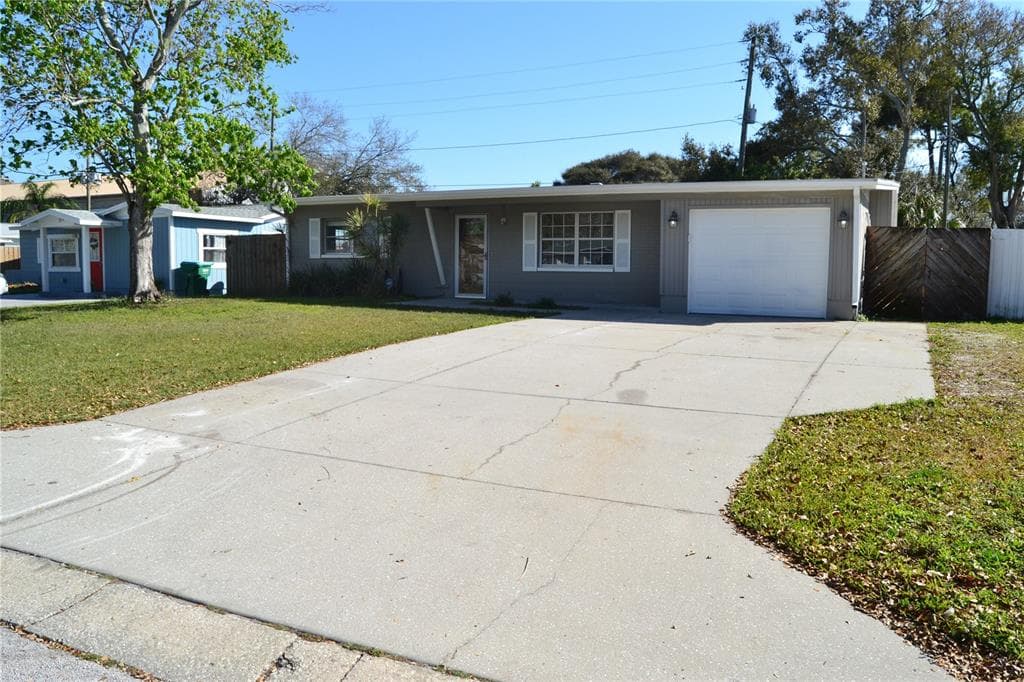 3818 15TH AVENUE SE LARGO, FL 33771