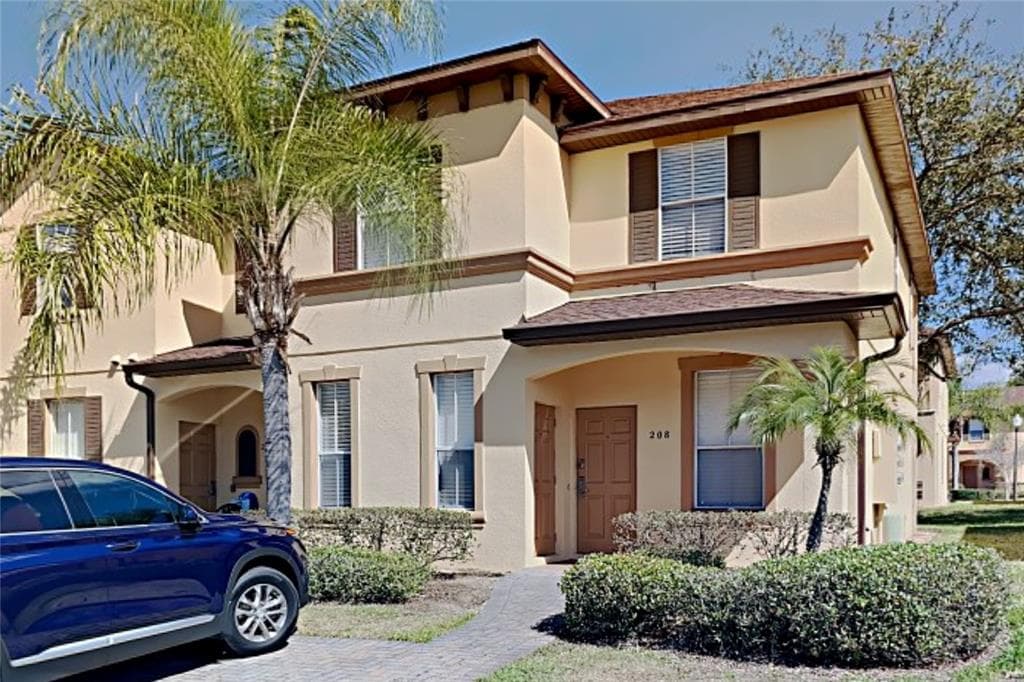 208 MIRAMAR AVENUE DAVENPORT, FL 33897