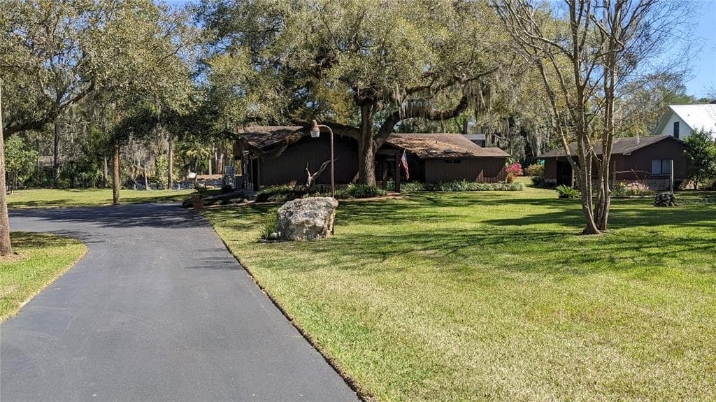 11515 N HONEY JORDAN POINT INGLIS, FL 34449