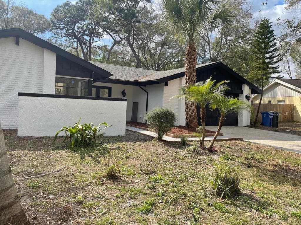 15510 RAMBLEBROOK LANE TAMPA, FL 33624