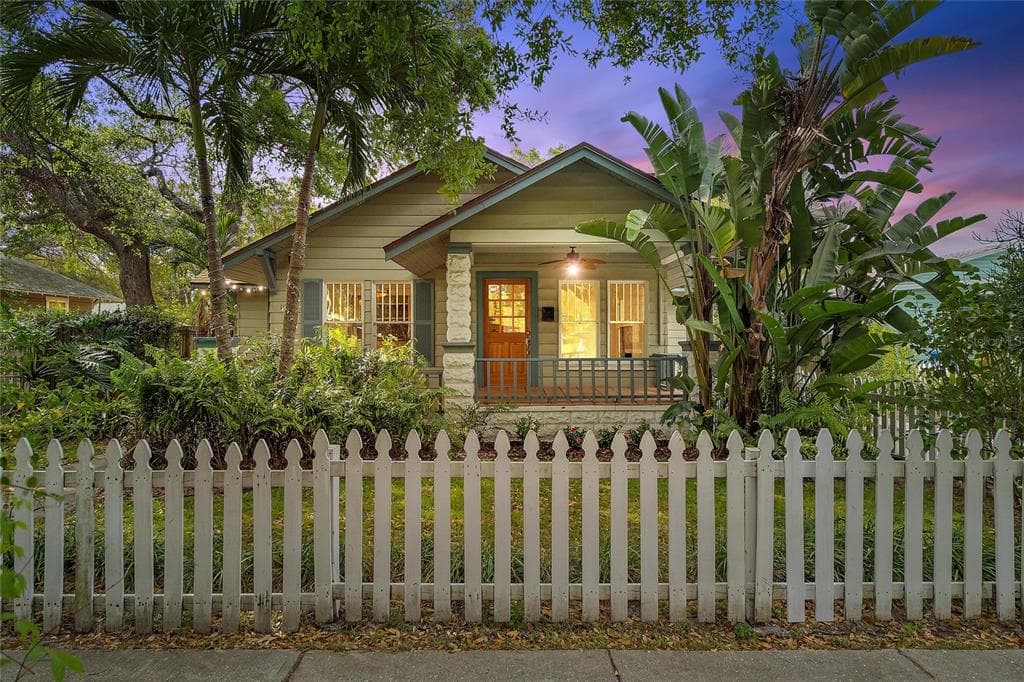 1012 21ST AVENUE N ST PETERSBURG, FL 33704