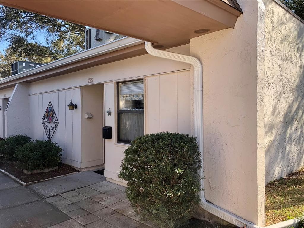 1265 MISSION HILLS BOULEVARD UNIT 41F CLEARWATER, FL 33759