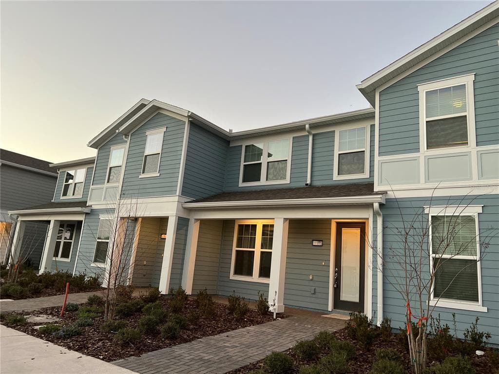 10339 FOLLY BEACH ROAD ORLANDO, FL 32827