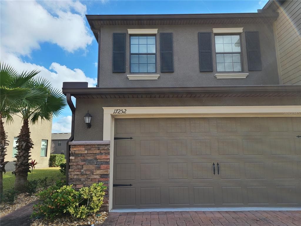 17252 OLD TOBACCO ROAD LUTZ, FL 33558