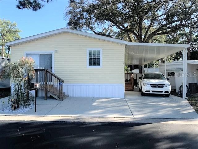 7803 46TH AVENUE N UNIT 19 ST PETERSBURG, FL 33709