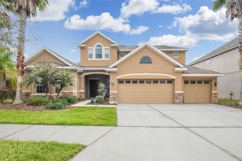 19125 SWEET CLOVER LANE TAMPA, FL 33647
