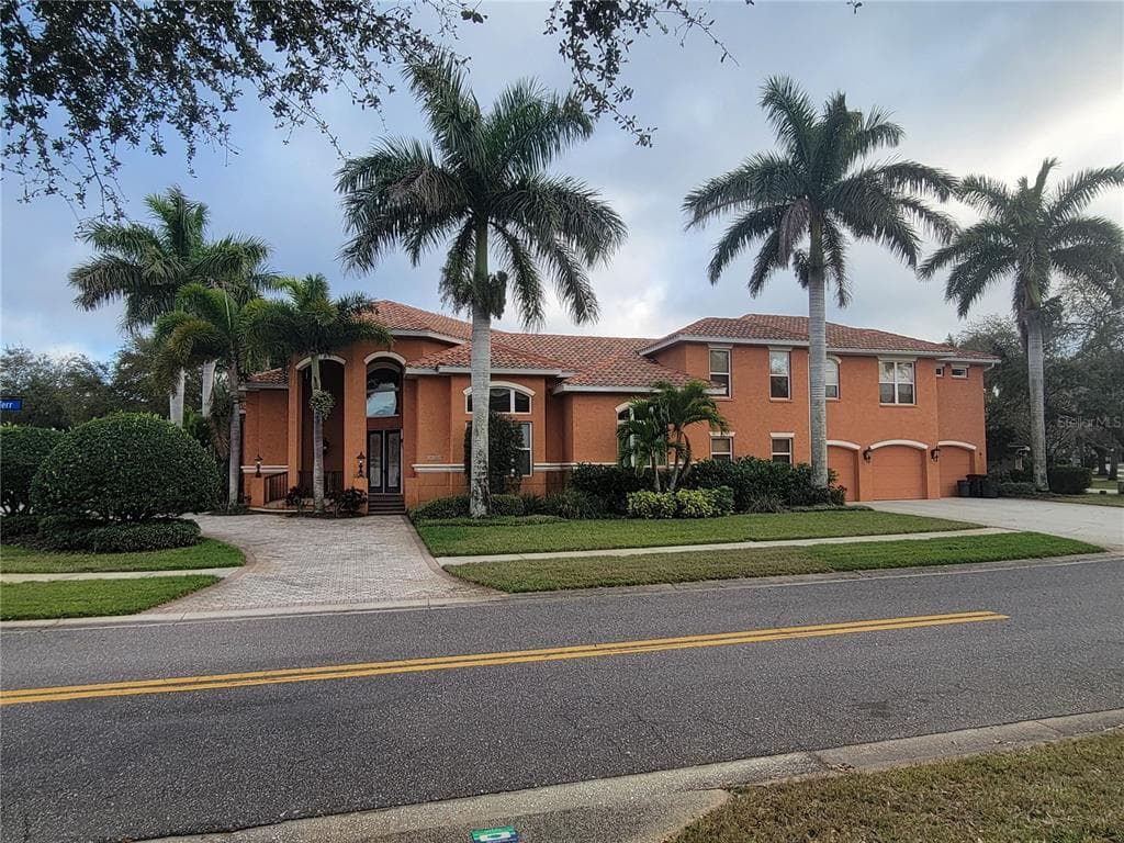 10209 THURSTON GROVES BOULEVARD SEMINOLE, FL 33778