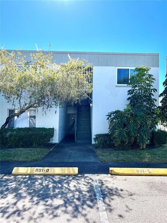 801 N KEENE ROAD UNIT X-4 CLEARWATER, FL 33755