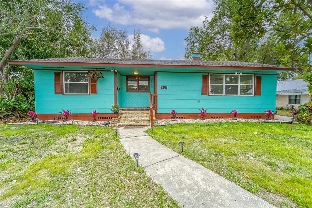 512 1ST AVENUE E BRADENTON, FL 34208