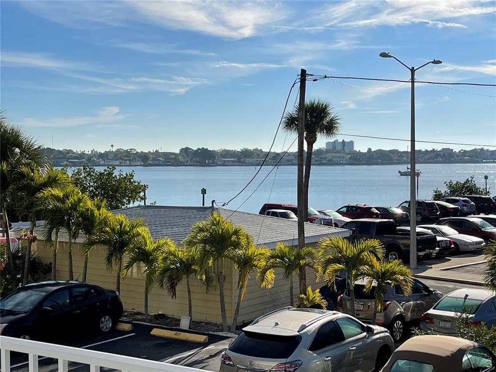 1859 SHORE DRIVE S UNIT 206 SOUTH PASADENA, FL 33707