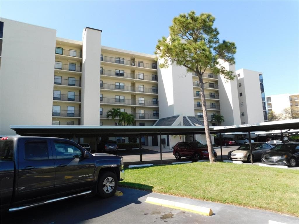 3200 COVE CAY DRIVE UNIT 5A CLEARWATER, FL 33760