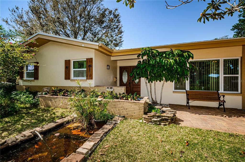 2050 DUNSTON COVE ROAD CLEARWATER, FL 33755