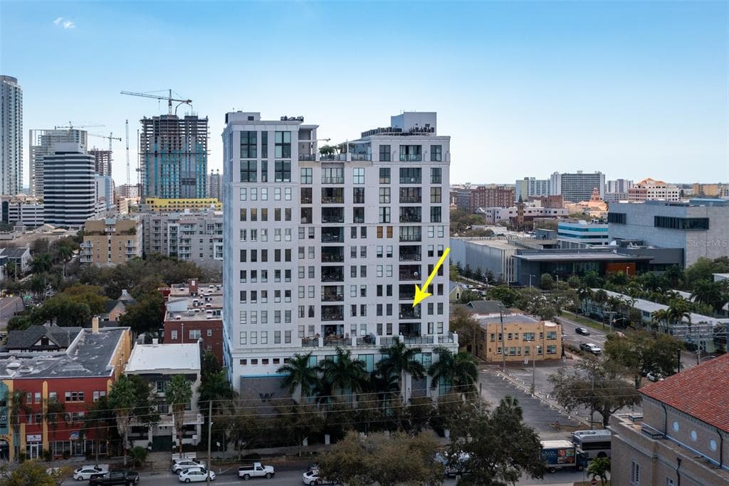 226 5TH AVENUE N UNIT 601 ST PETERSBURG, FL 33701