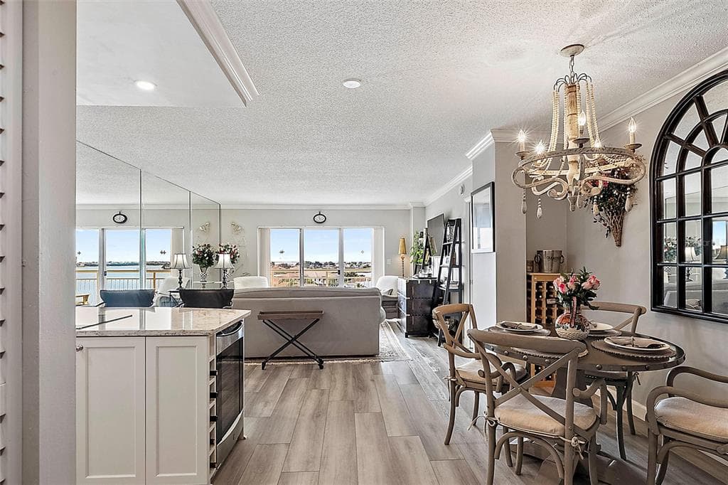 4900 BRITTANY DRIVE S UNIT 614 ST PETERSBURG, FL 33715