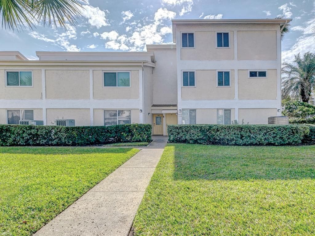 1401 GULF BOULEVARD UNIT 219 CLEARWATER, FL 33767