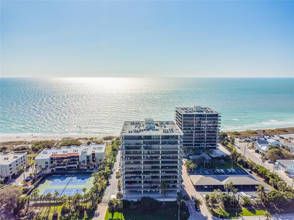 7600 BAYSHORE DRIVE UNIT 307 TREASURE ISLAND, FL 33706