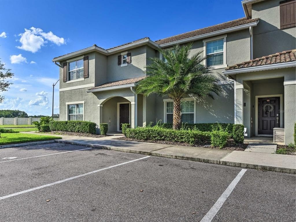 3075 GATSBY STREET KISSIMMEE, FL 34746