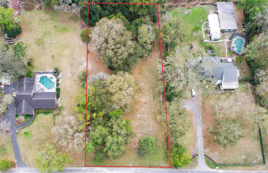 908 BRIGGETT LANE LUTZ, FL 33548