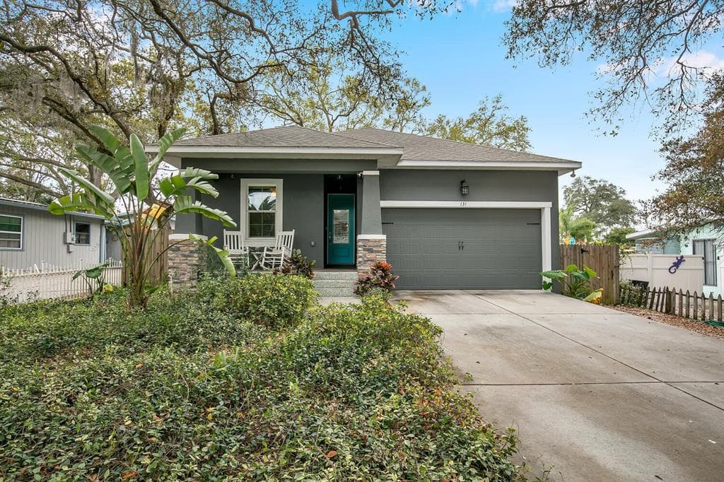 131 PENNSYLVANIA AVENUE CRYSTAL BEACH, FL 34681