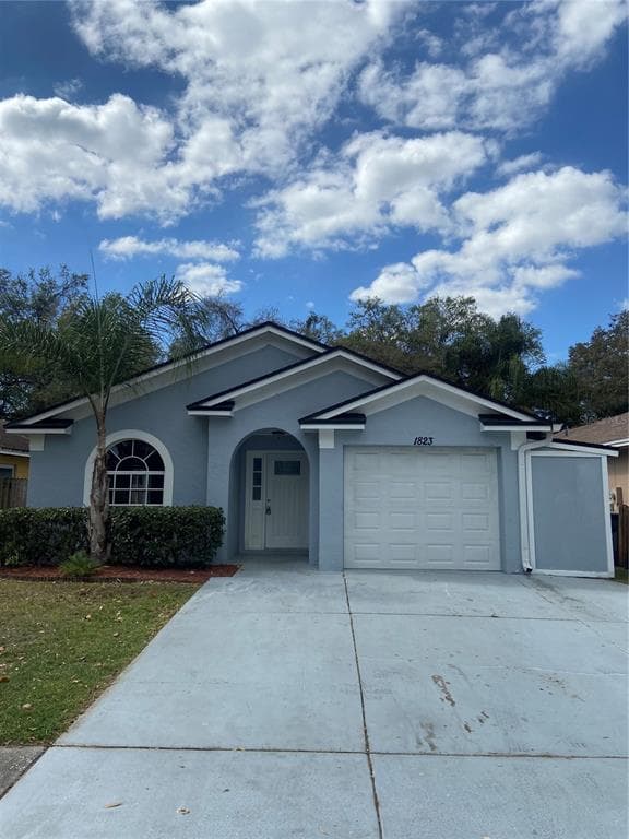 1823 COYOTE PLACE BRANDON, FL 33511