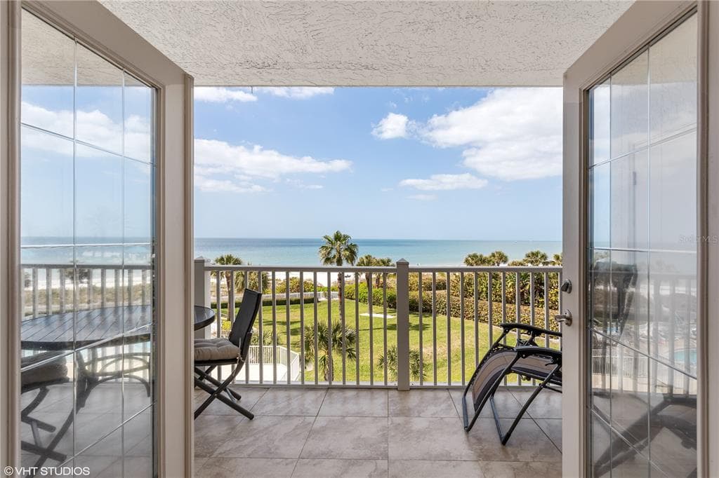 1582 GULF BOULEVARD UNIT 1306 CLEARWATER, FL 33767