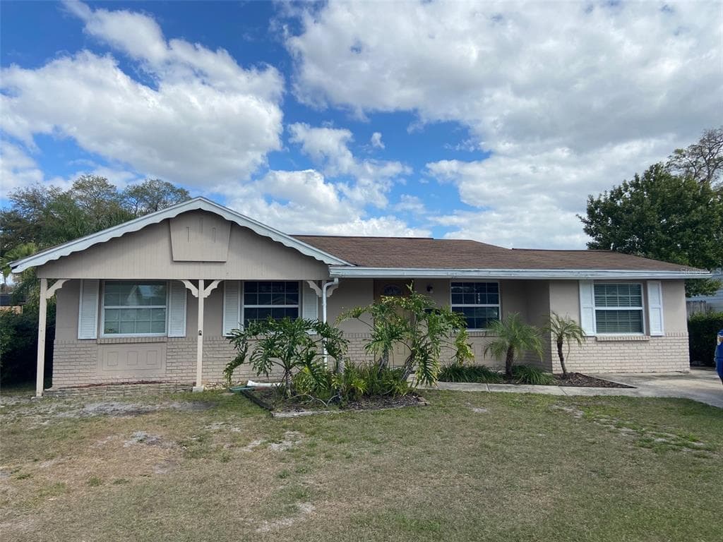 4907 PLANTATION DRIVE TAMPA, FL 33615